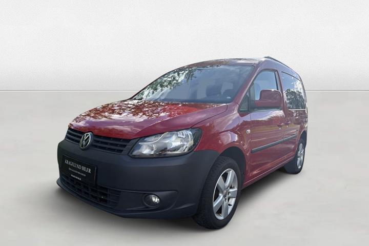 Grøn VW Caddy fra 2011 set udefra