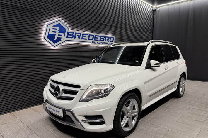 undefined Mercedes GLK220 fra 2013 set udefra
