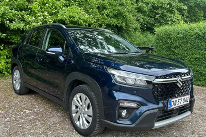 Grå Suzuki S-Cross fra 2022
