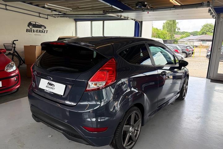 undefined Ford Fiesta fra 2014