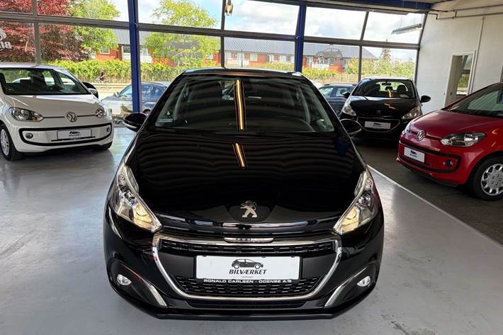 undefined Peugeot 208 fra 2020