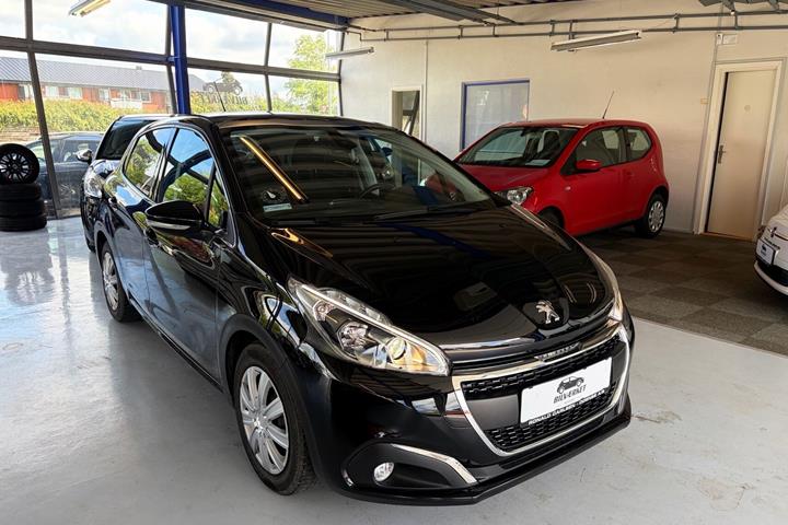 undefined Peugeot 208 fra 2020