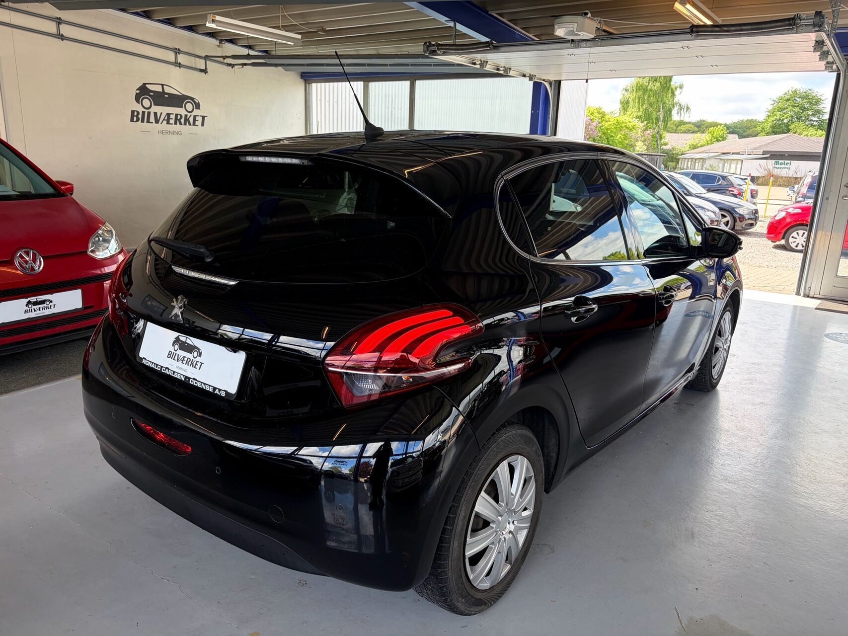 undefined Peugeot 208 fra 2020