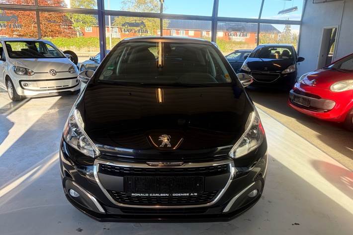 undefined Peugeot 208 fra 2018