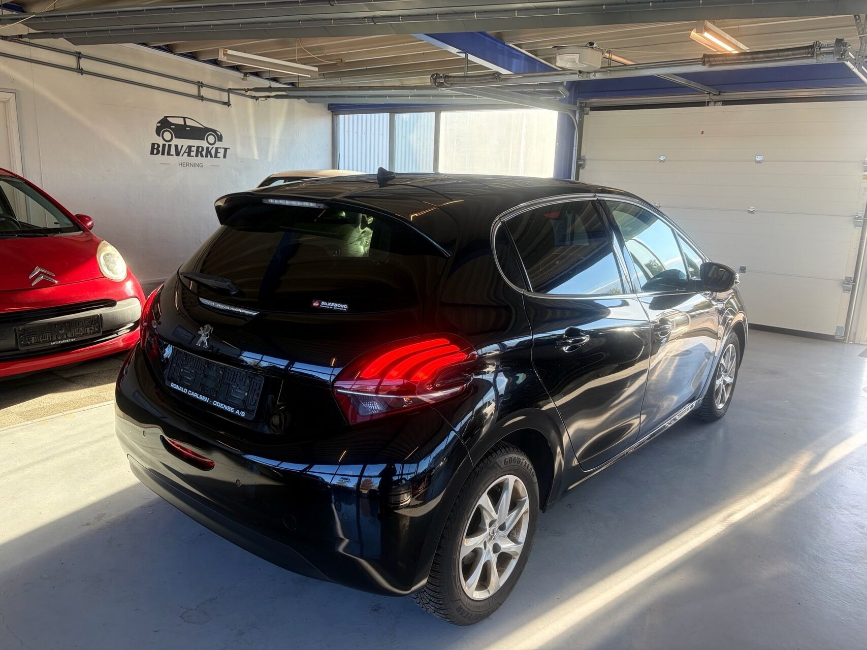 undefined Peugeot 208 fra 2018