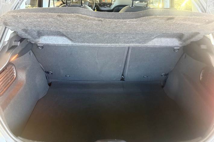 undefined Peugeot 208 fra 2018