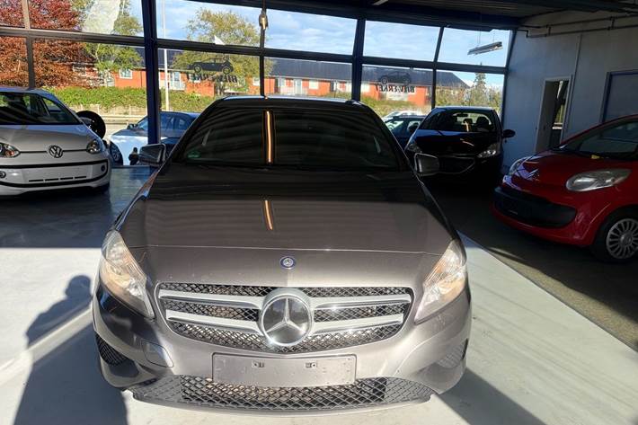 undefined Mercedes A180 d fra 2013
