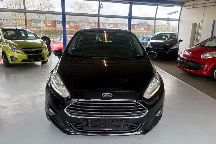 undefined Ford Fiesta fra 2014