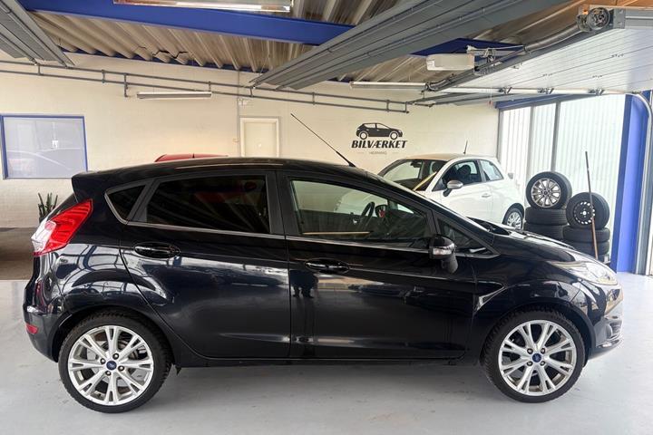 undefined Ford Fiesta fra 2014