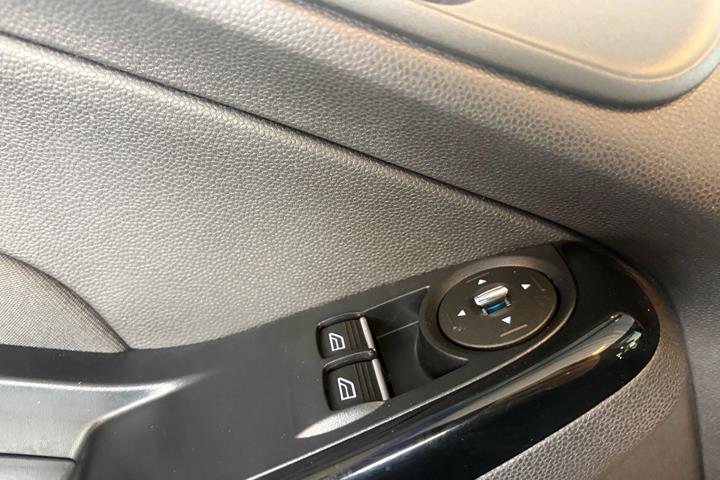 undefined Ford Fiesta fra 2014