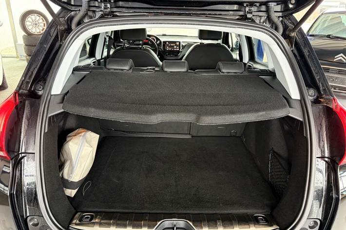undefined Peugeot 2008 fra 2019