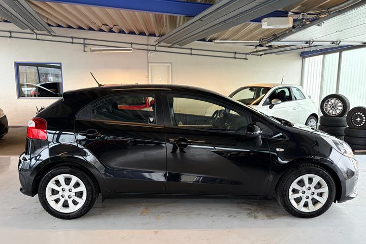 undefined Kia Rio fra 2016