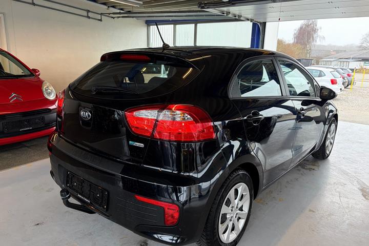 undefined Kia Rio fra 2016