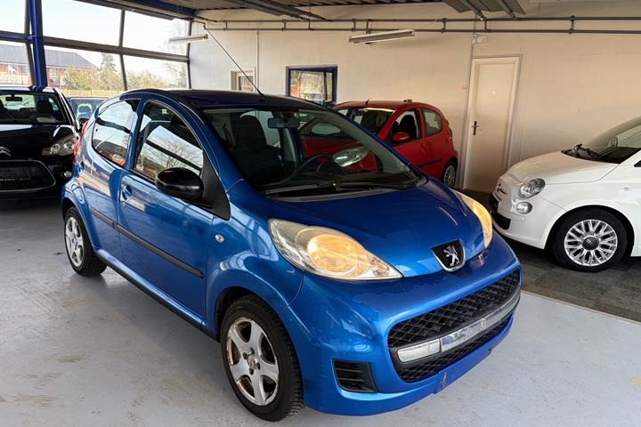 undefined Peugeot 107 fra 2010