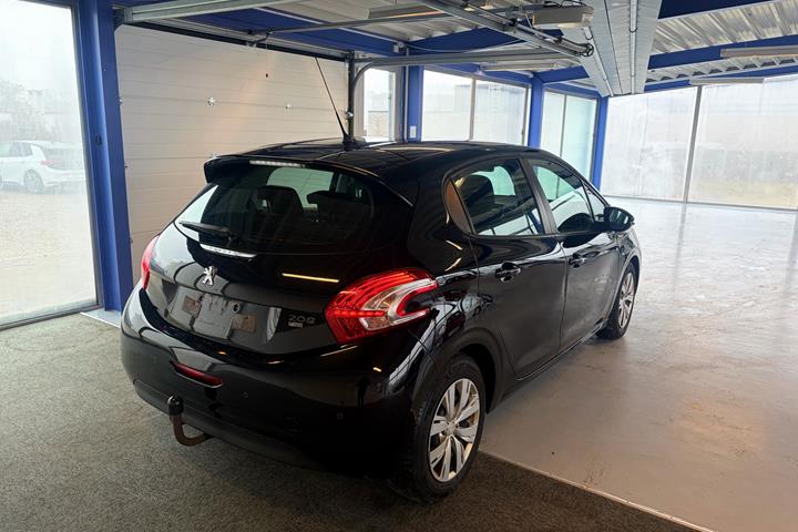 undefined Peugeot 208 fra 2014
