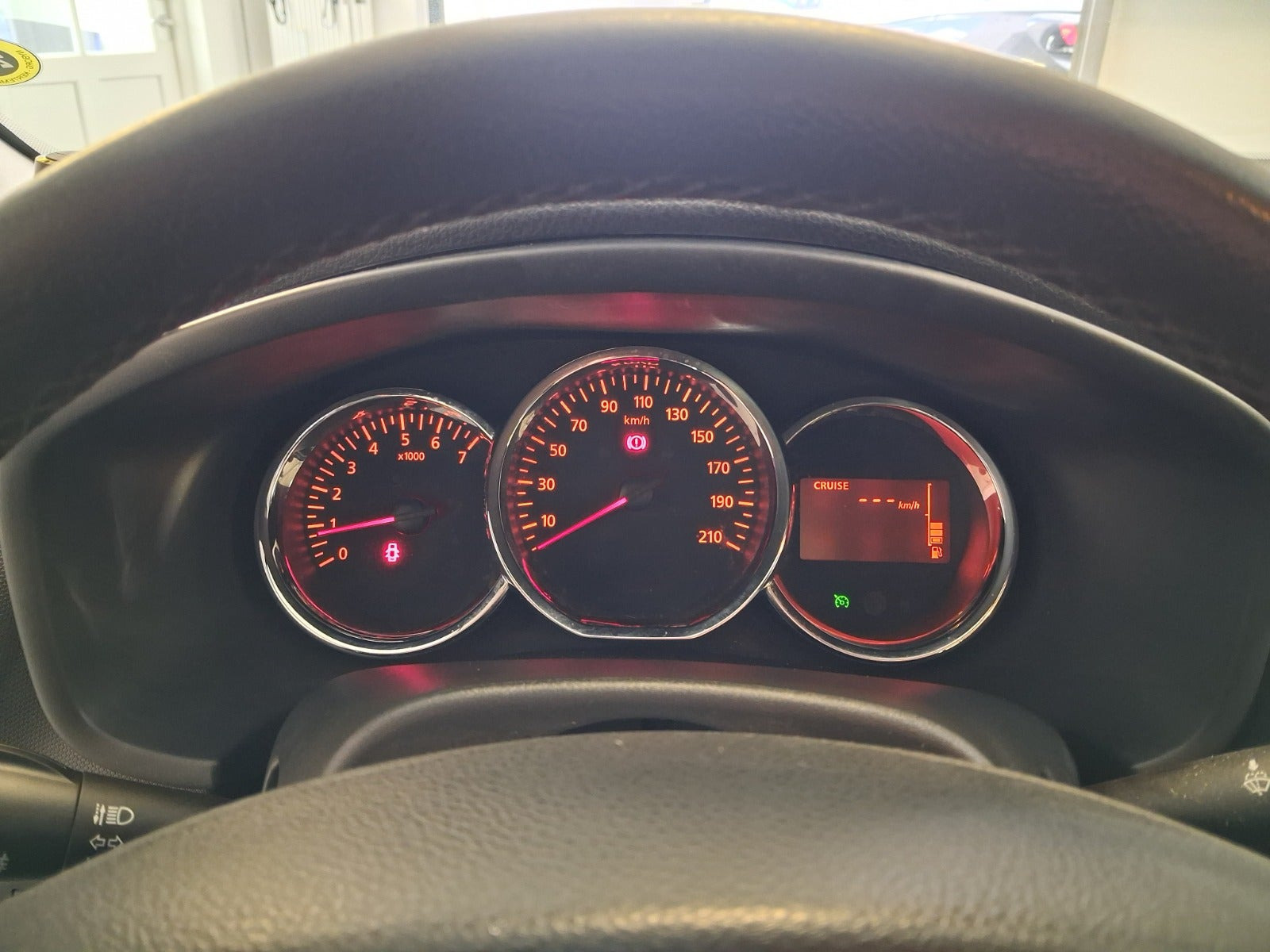 Sort Dacia Logan fra 2015