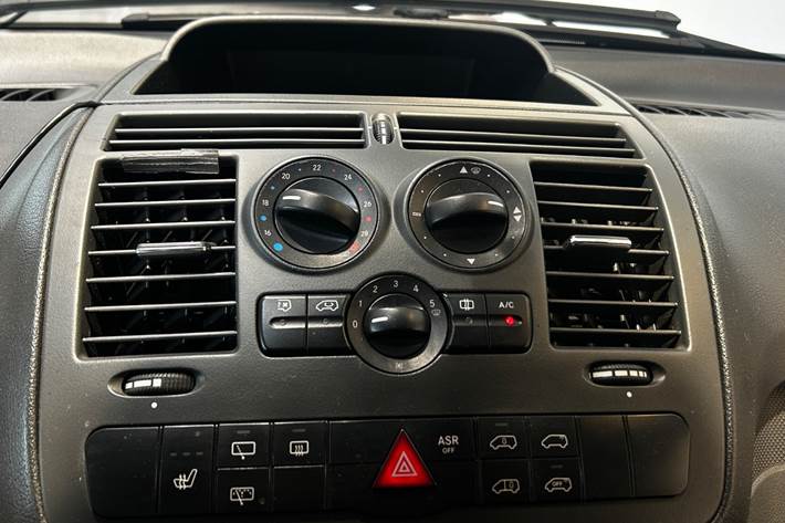 Sort Mercedes Vito 116 fra 2013