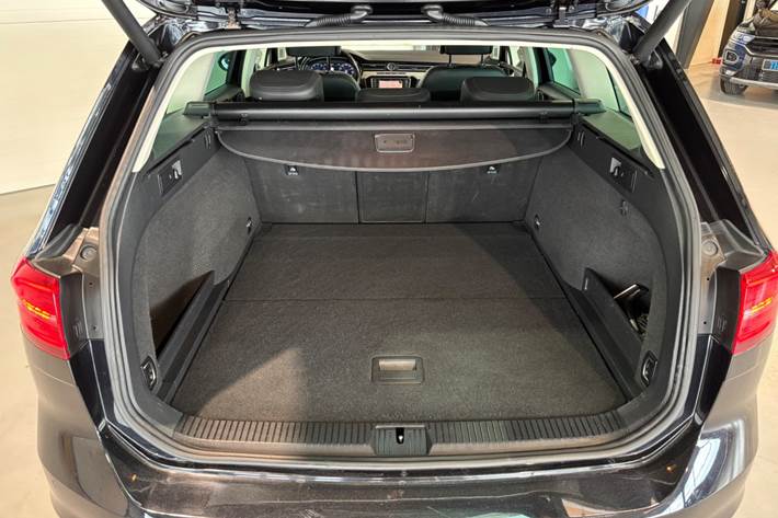 undefined VW Passat fra 2016