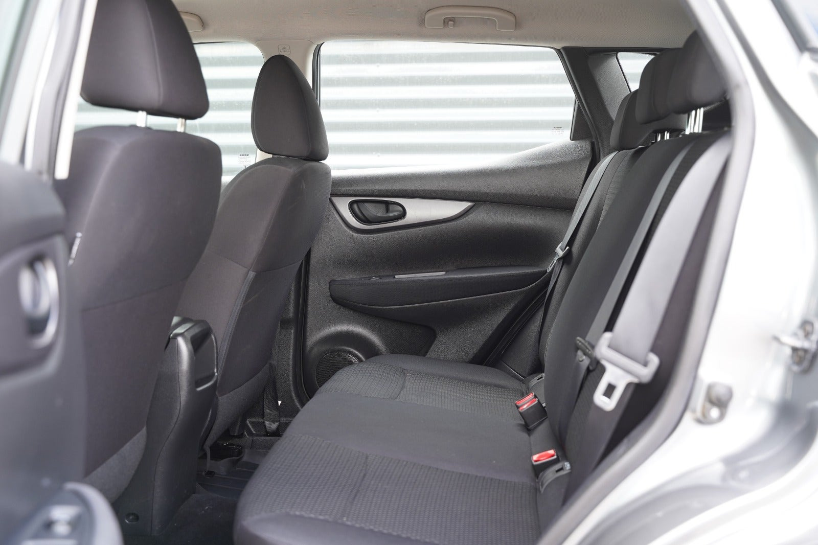 Grå Nissan Qashqai fra 2021