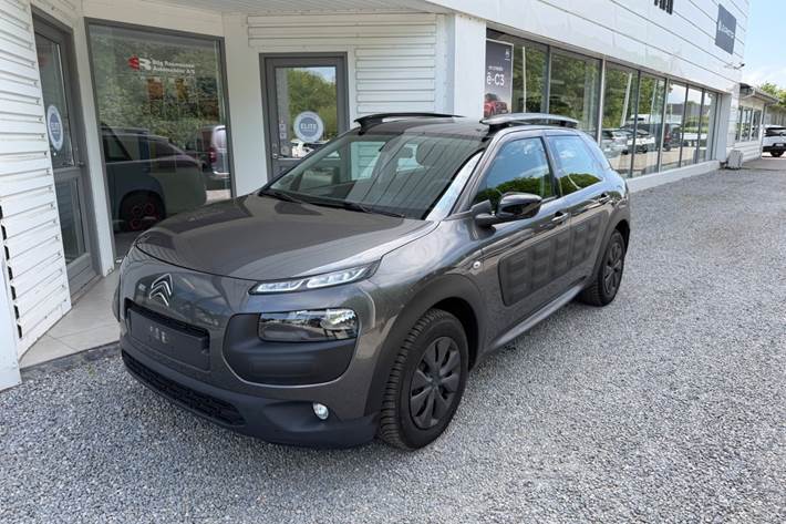 Grå Citroën C4 Cactus fra 2018 set udefra
