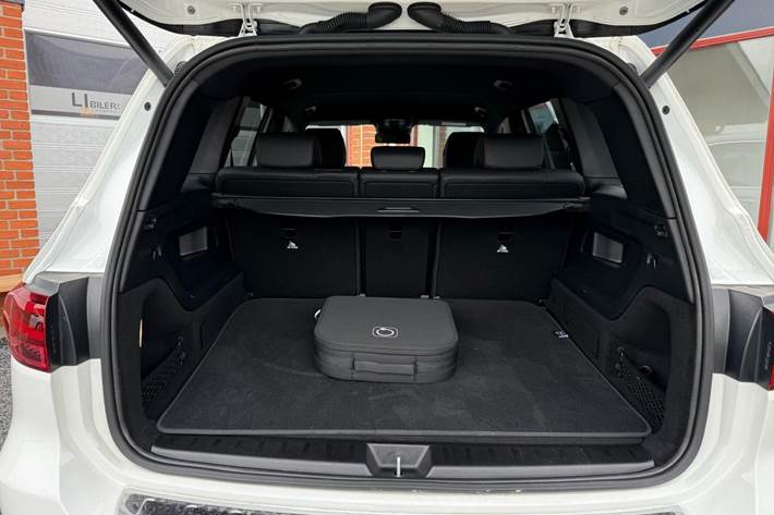 Hvid Mercedes EQB250+ fra 2024