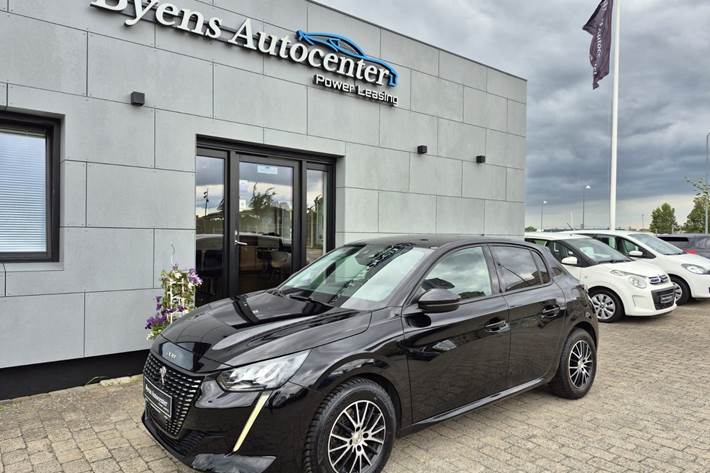 Sort Peugeot 208 fra 2020
