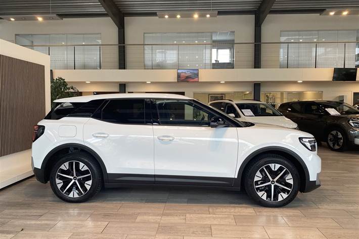 Hvid Ford Explorer fra 2025