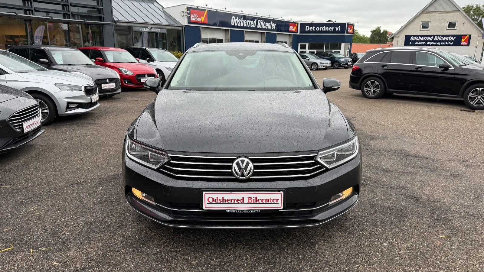 Sort VW Passat fra 2019