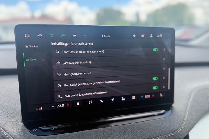 Grå Skoda Enyaq fra 2024