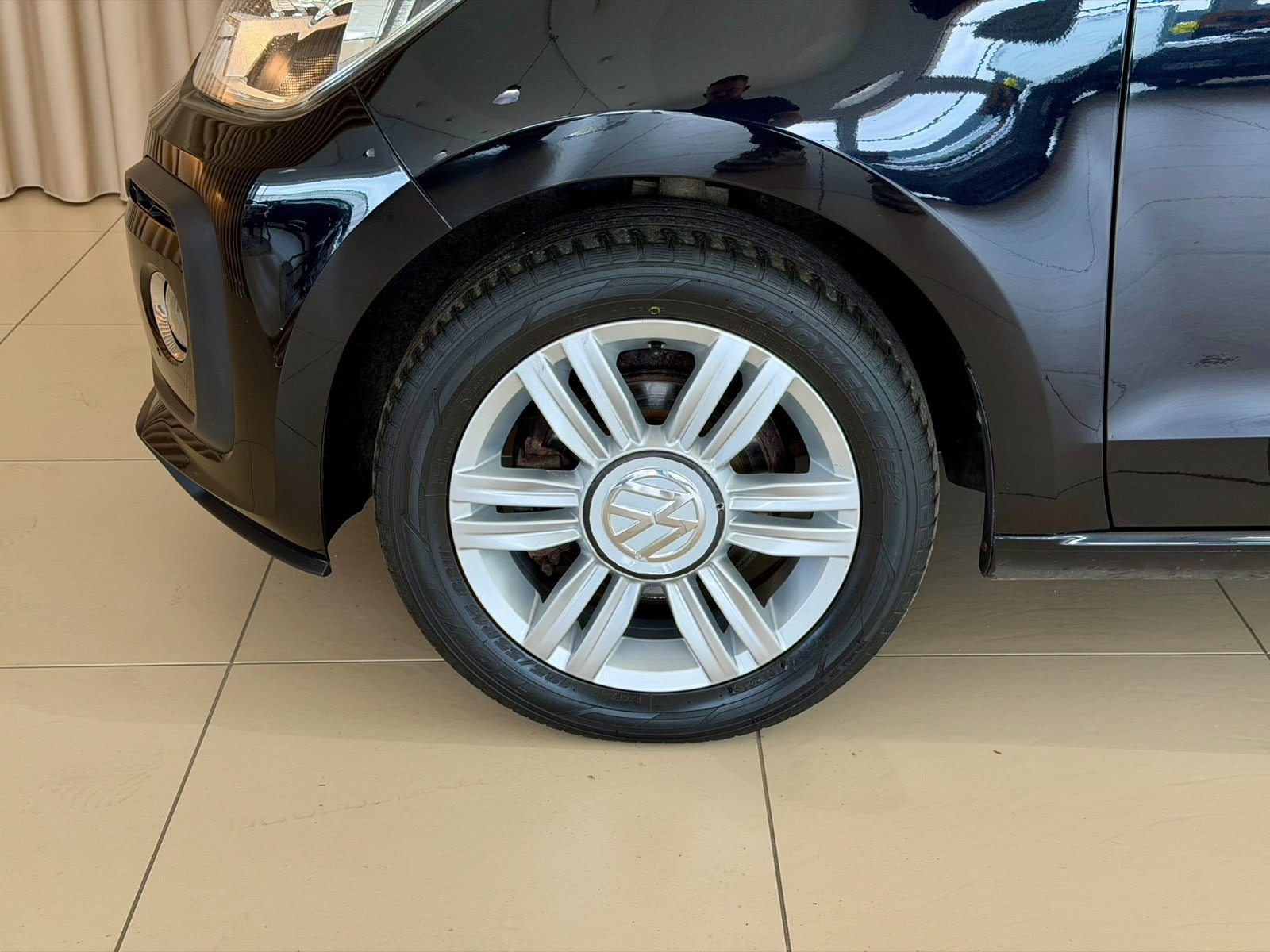 Sort VW UP! fra 2017