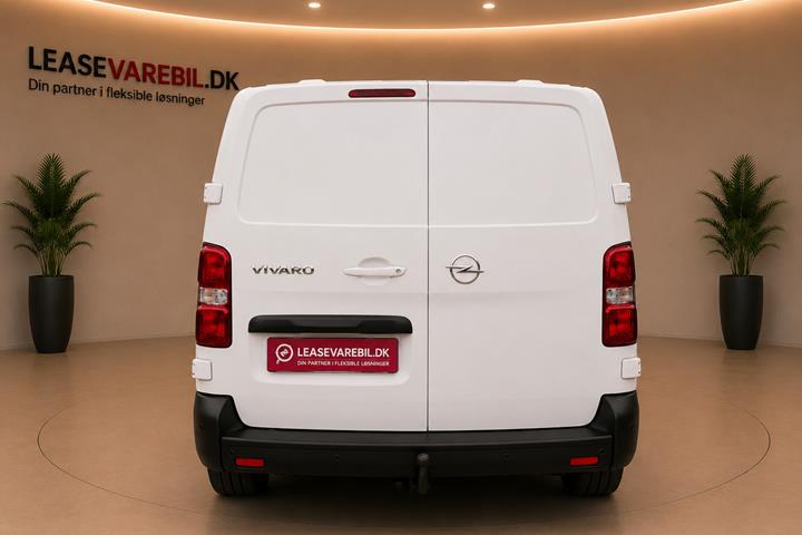 Hvid Opel Vivaro fra 2021