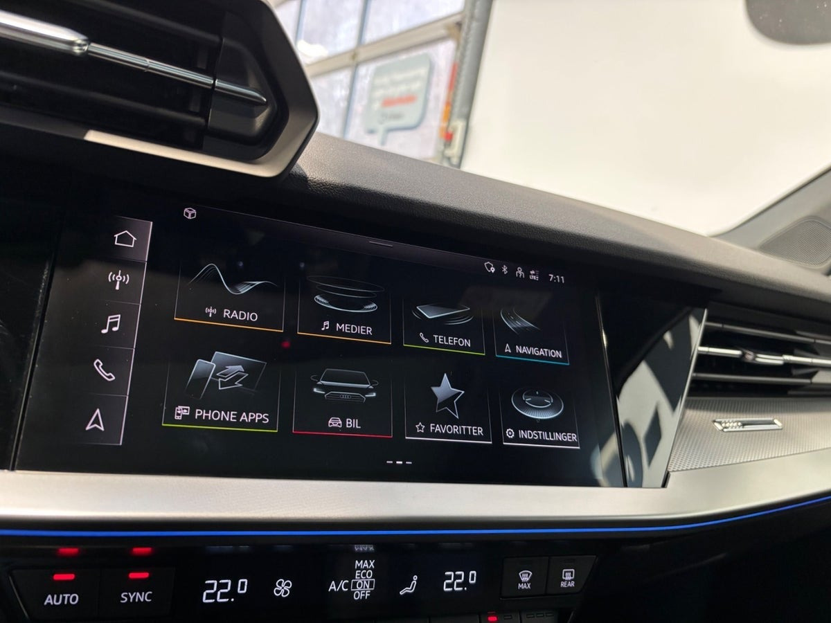 Grå Audi A3 fra 2021