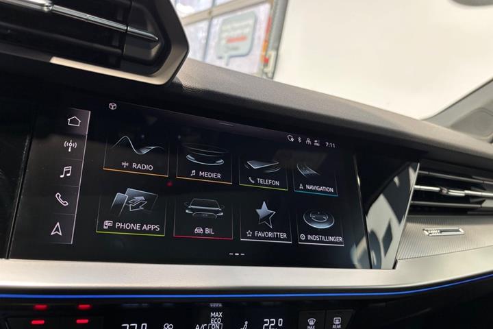 Grå Audi A3 fra 2021