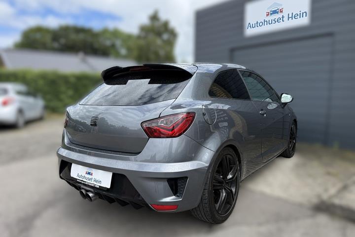 Grå Seat Ibiza fra 2017