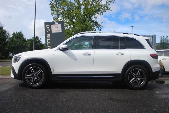 Hvid Mercedes GLB200 fra 2020