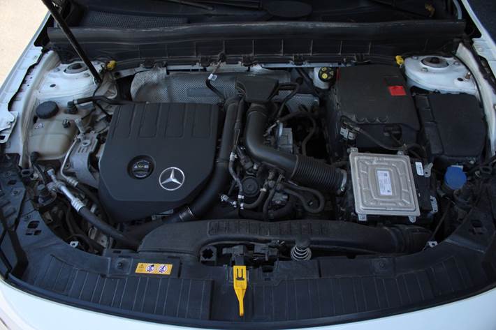 Hvid Mercedes GLB200 fra 2020