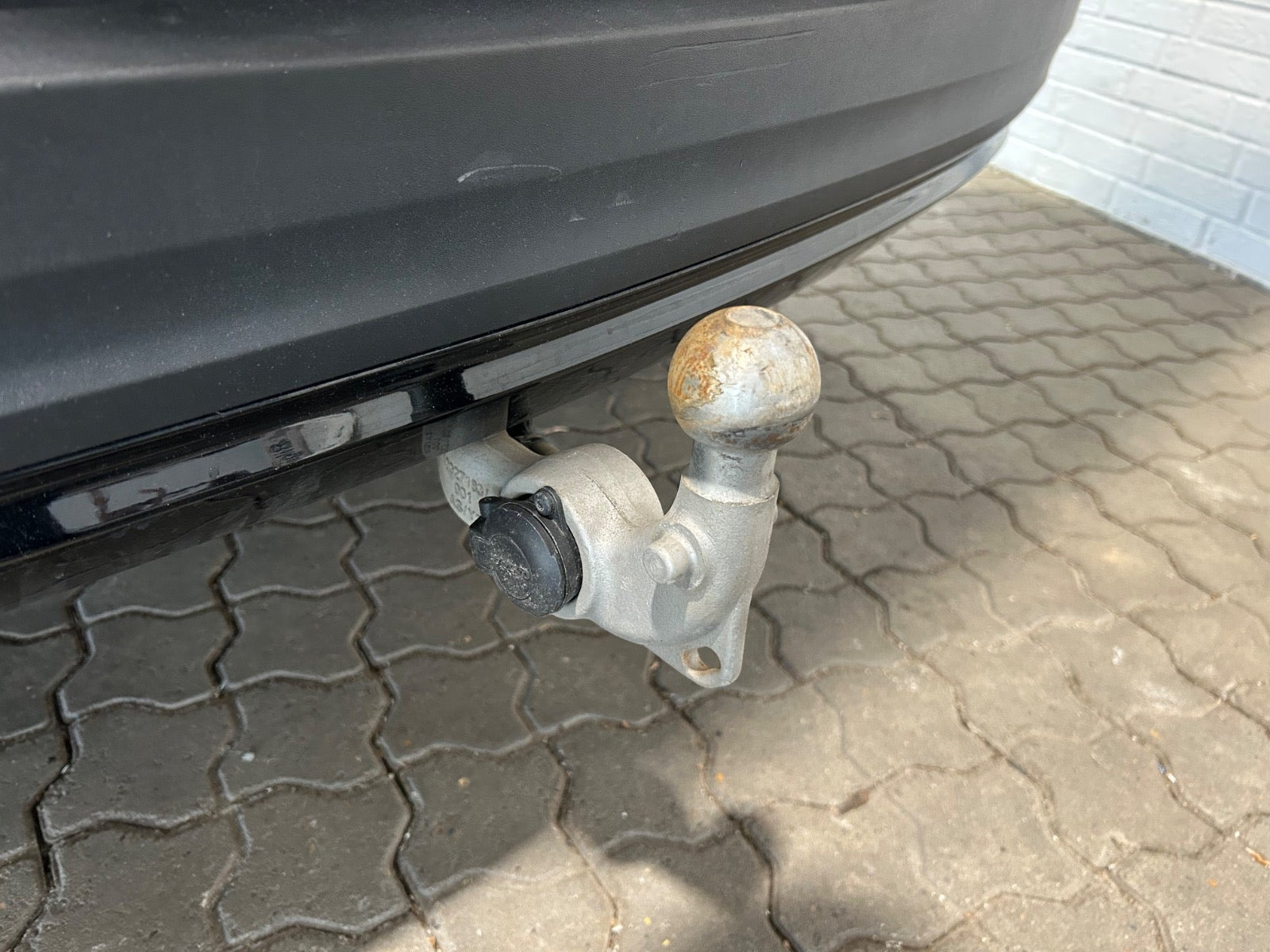 Rød Volvo XC40 fra 2022