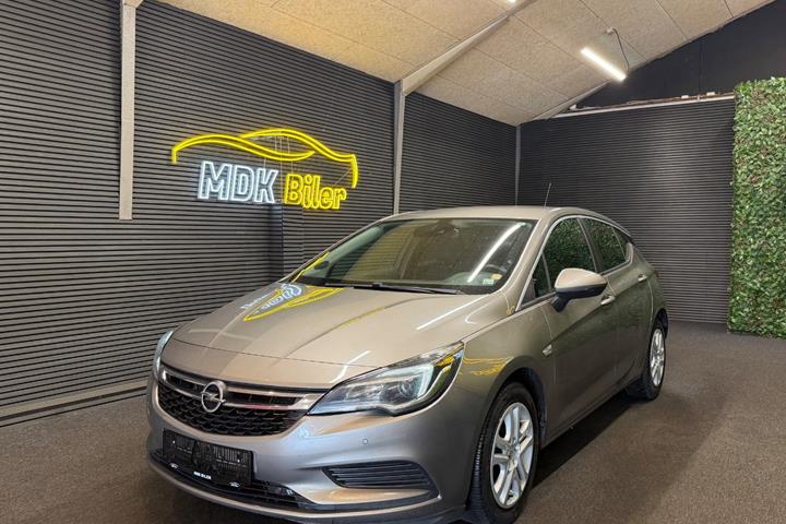 undefined Opel Astra fra 2017