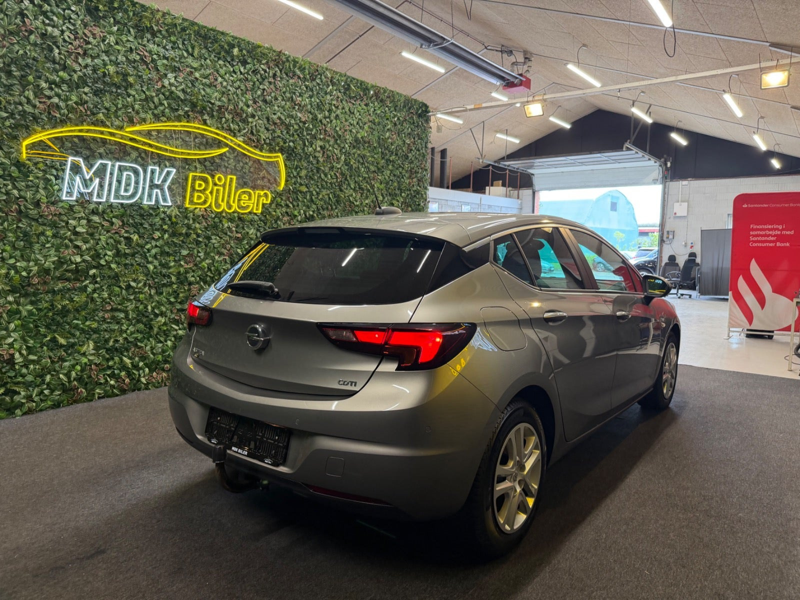 undefined Opel Astra fra 2017