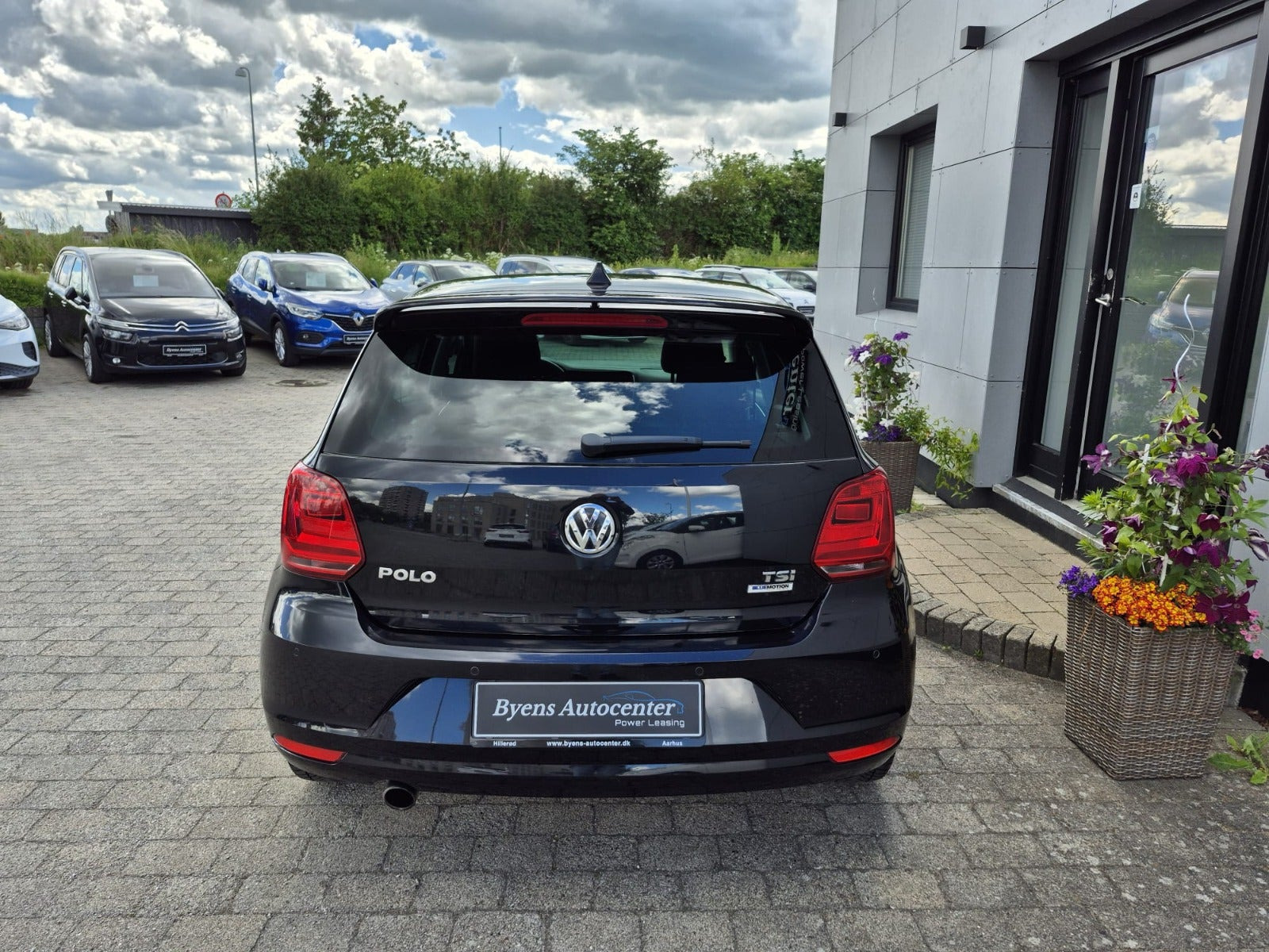 Sort VW Polo fra 2016