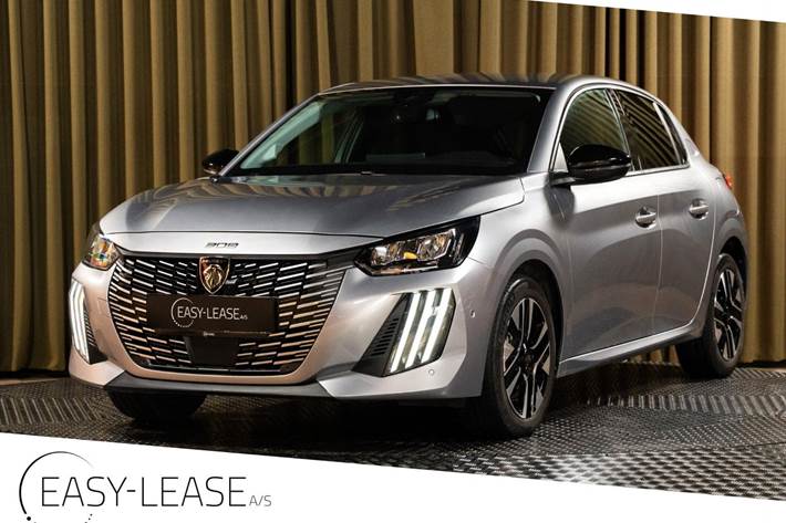 Sølv Peugeot 208 fra 2025 set udefra