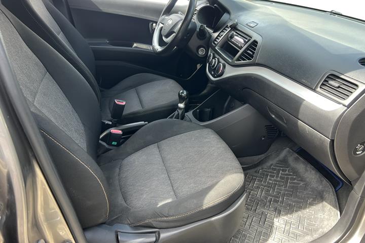 Grå Kia Picanto fra 2011