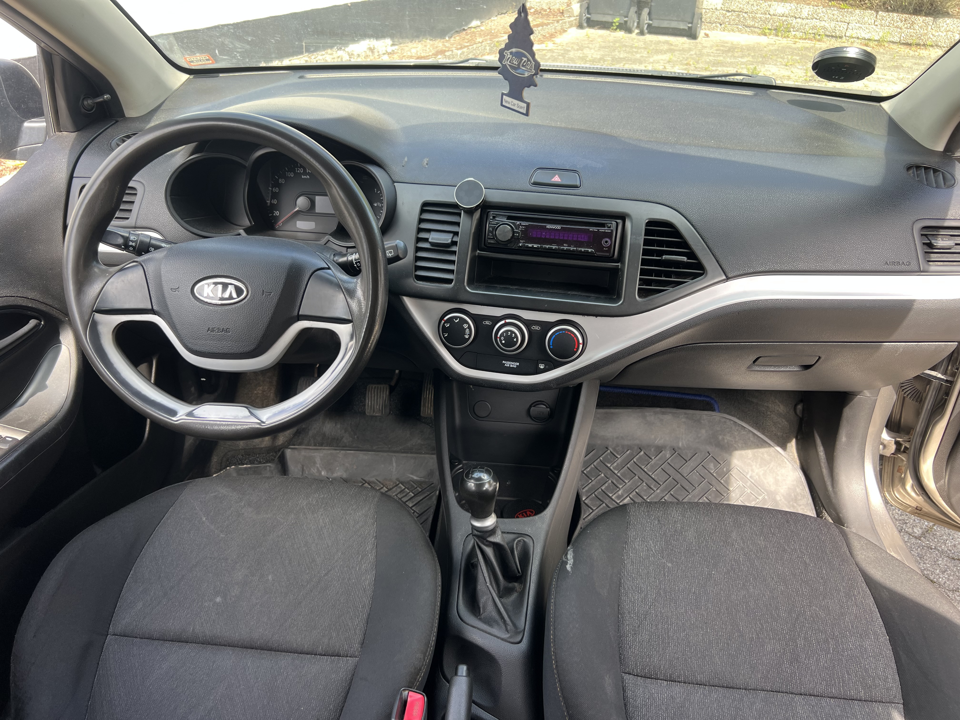 Grå Kia Picanto fra 2011