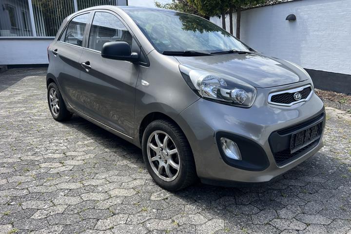 Grå Kia Picanto fra 2011