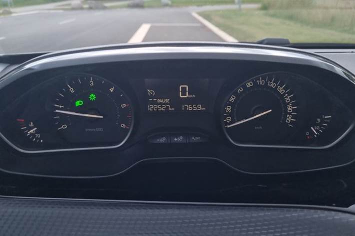 undefined Peugeot 208 fra 2017