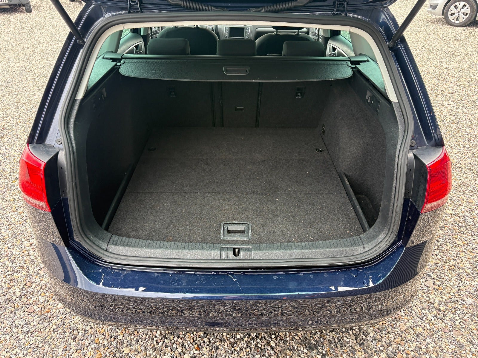 Blå VW Golf VII fra 2016