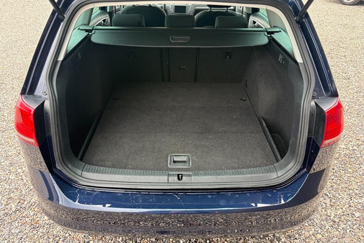 Blå VW Golf VII fra 2016