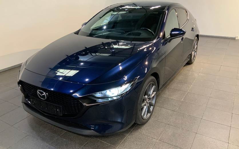 Mazda 3 2,0 SkyActiv-X 180 Cosmo Tech aut. AWD