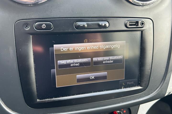 Sort Dacia Sandero fra 2014