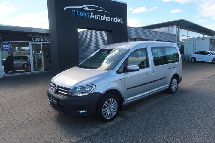 Sølv VW e-Caddy Maxi fra 2021 set udefra